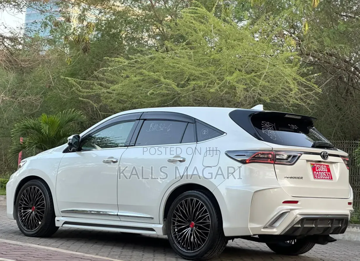 Toyota Harrier 2016 White