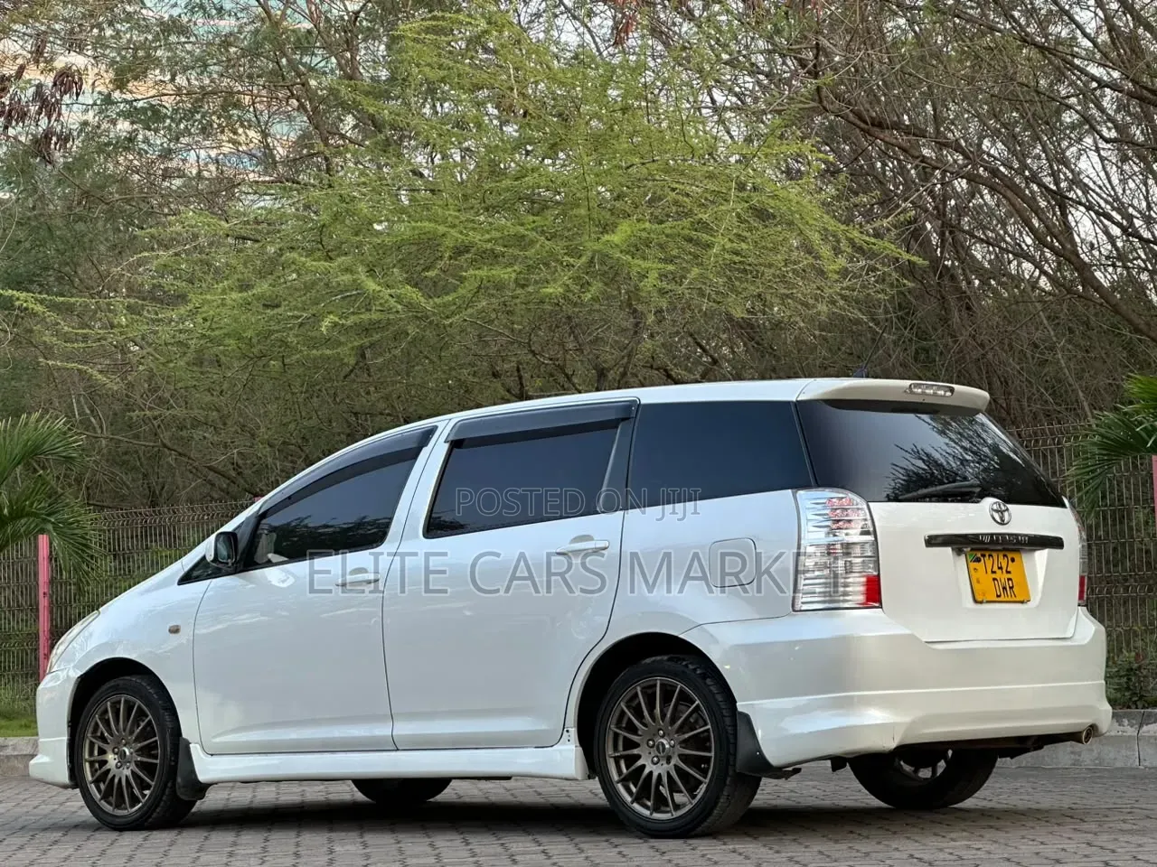 Toyota Wish 2006 White