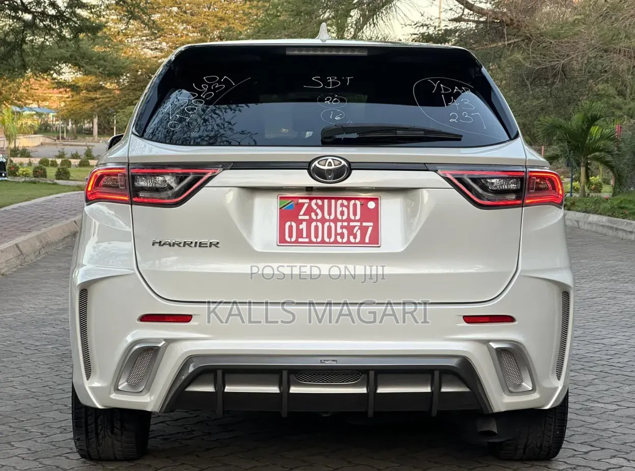 Toyota Harrier 2016 White