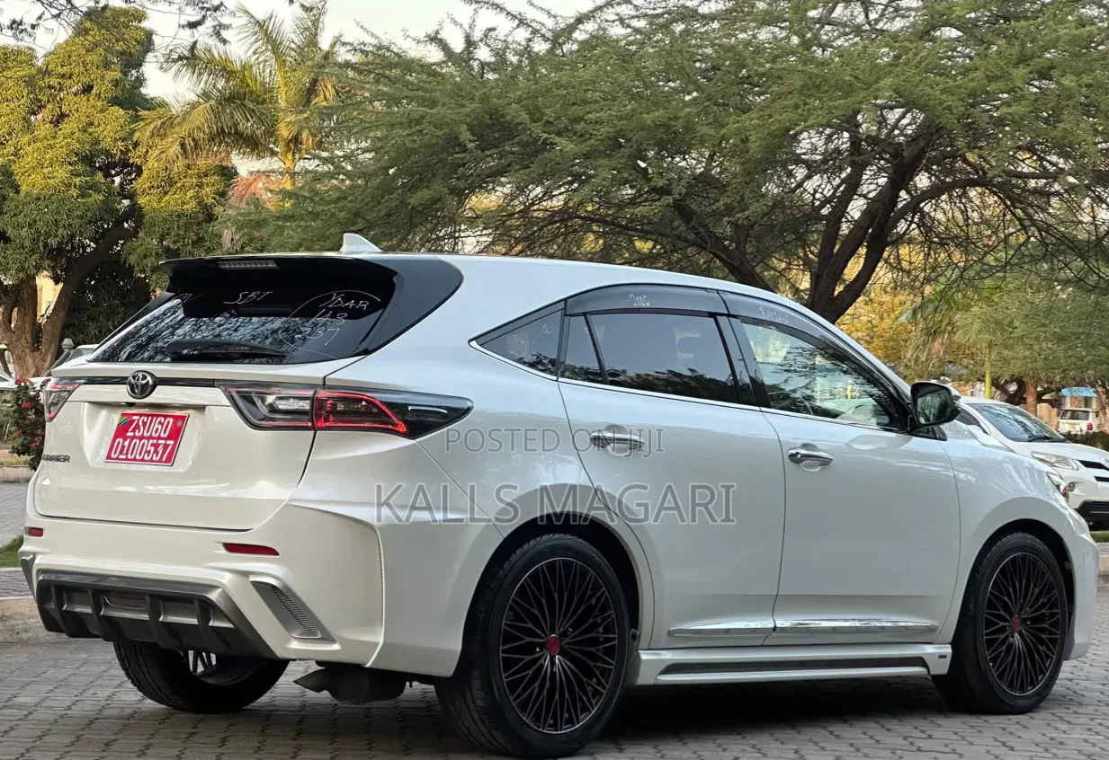 Toyota Harrier 2016 White