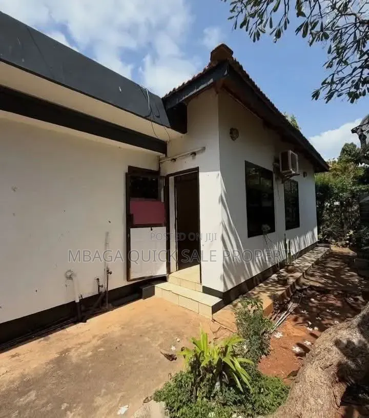 2bdrm House in Masaki for rent