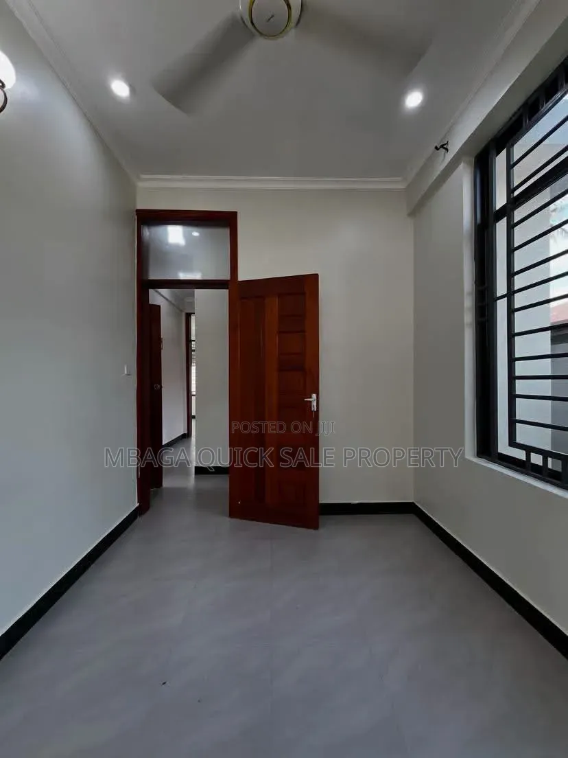 3bdrm Apartment in Makongo Juu, Masaki for rent