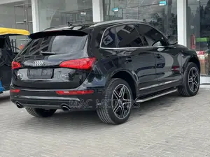 Audi Q5 2015 Black