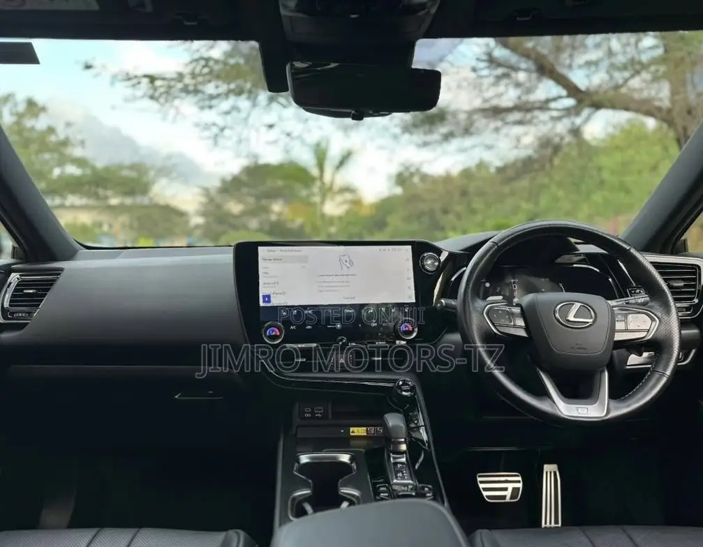Lexus NX 2022 Black