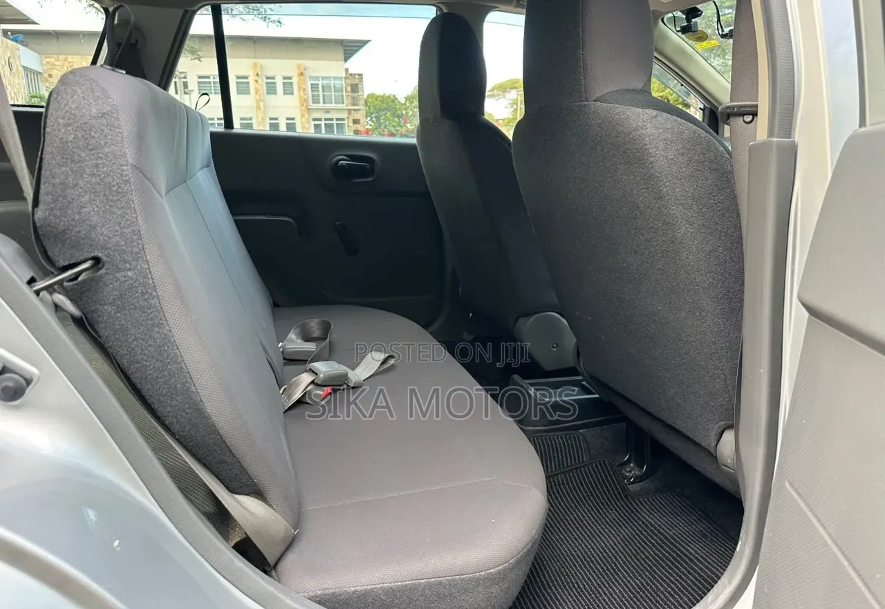 Nissan Advan 2017 Silver