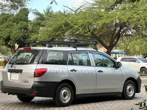 Nissan Advan 2017 Silver