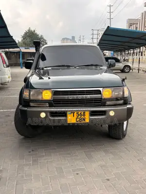Toyota Land Cruiser 90 1997 Green