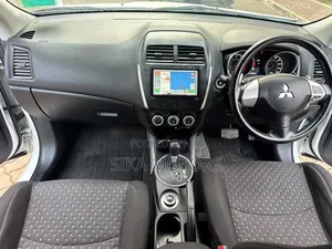 Mitsubishi RVR 2010 White