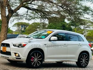 Mitsubishi RVR 2010 White