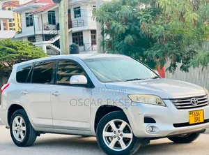 Toyota Vanguard 2009 Silver