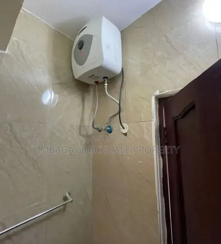 4bdrm Apartment in Upanga West for rent