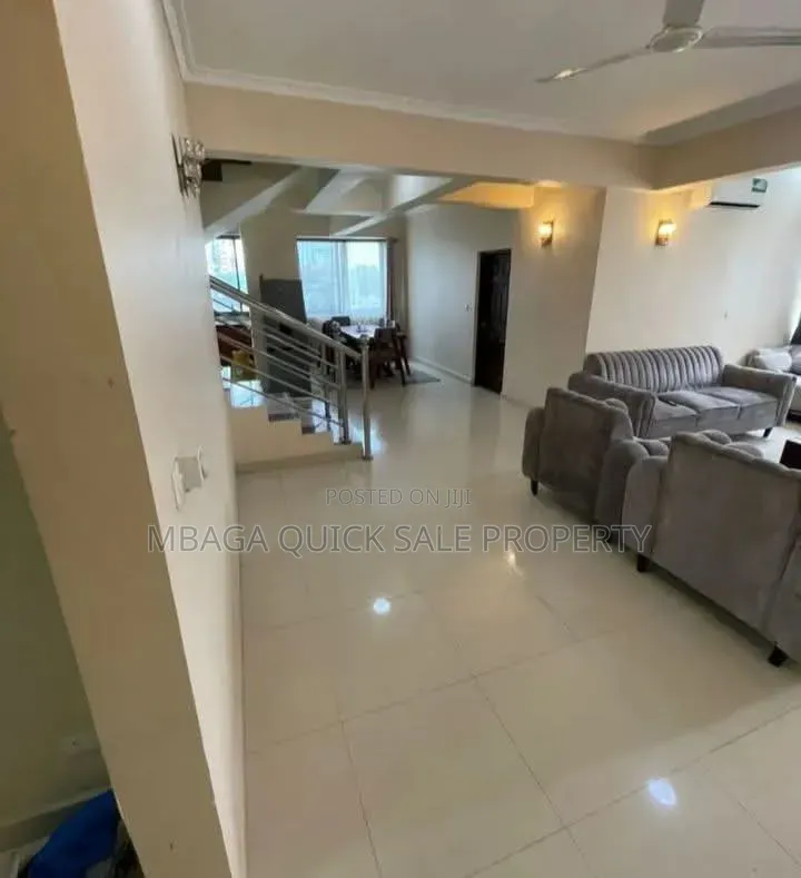 4bdrm Apartment in Upanga West for rent