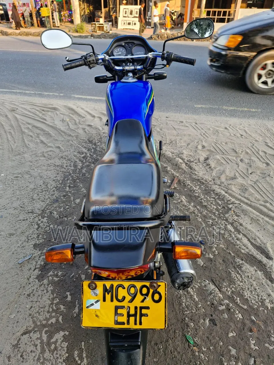 Honda CB 2025 Blue