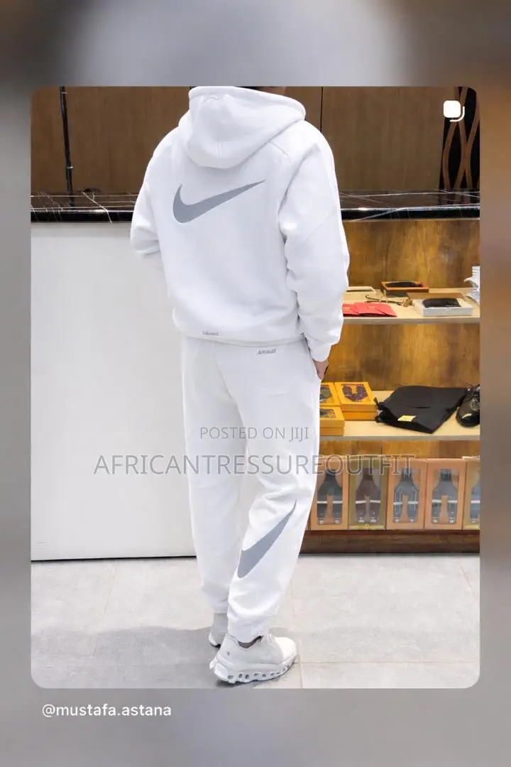 Nike Air Tracksuits Sets Featuring Heavy Material Quality