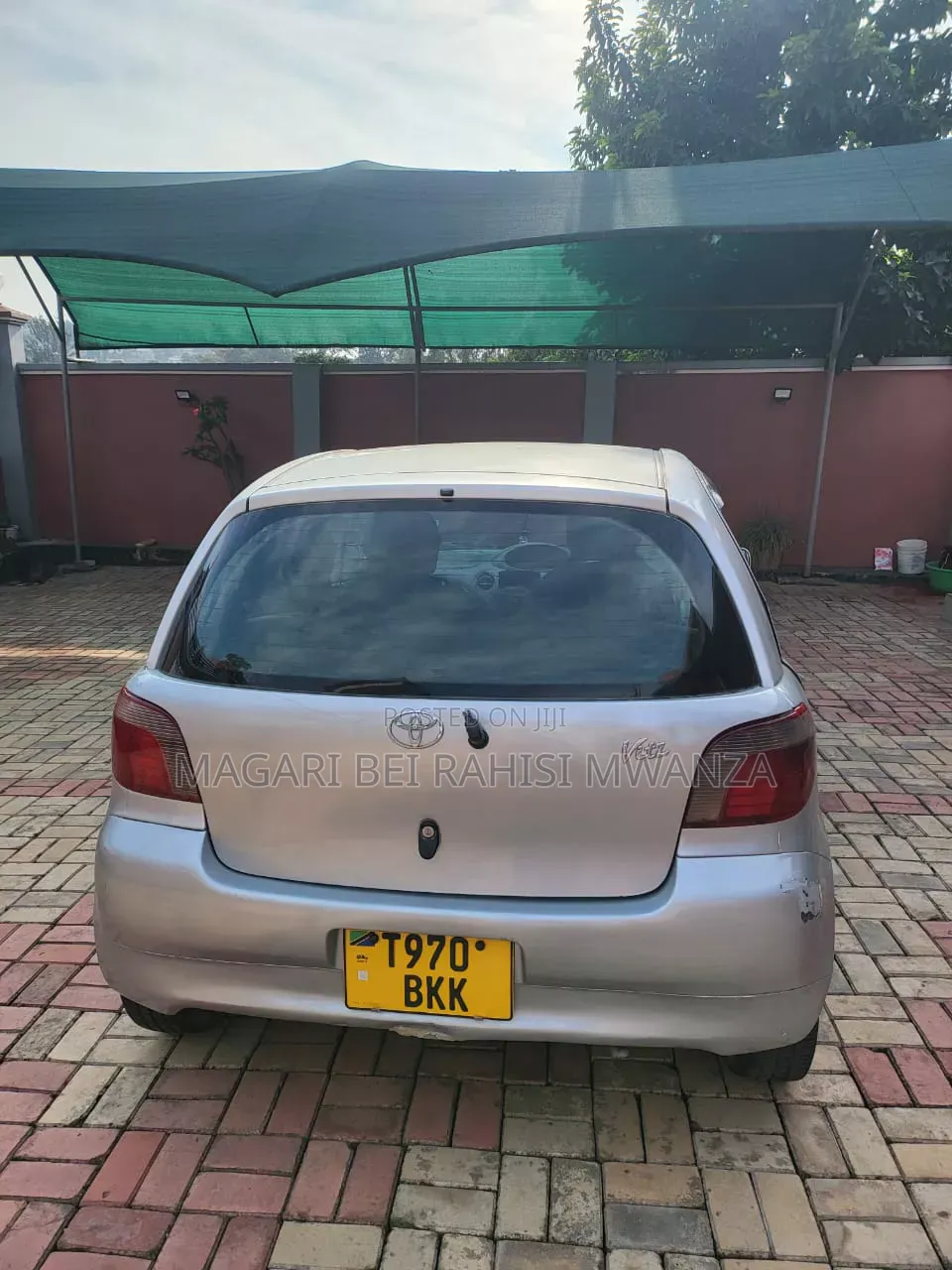 Toyota Vitz 2003 Silver