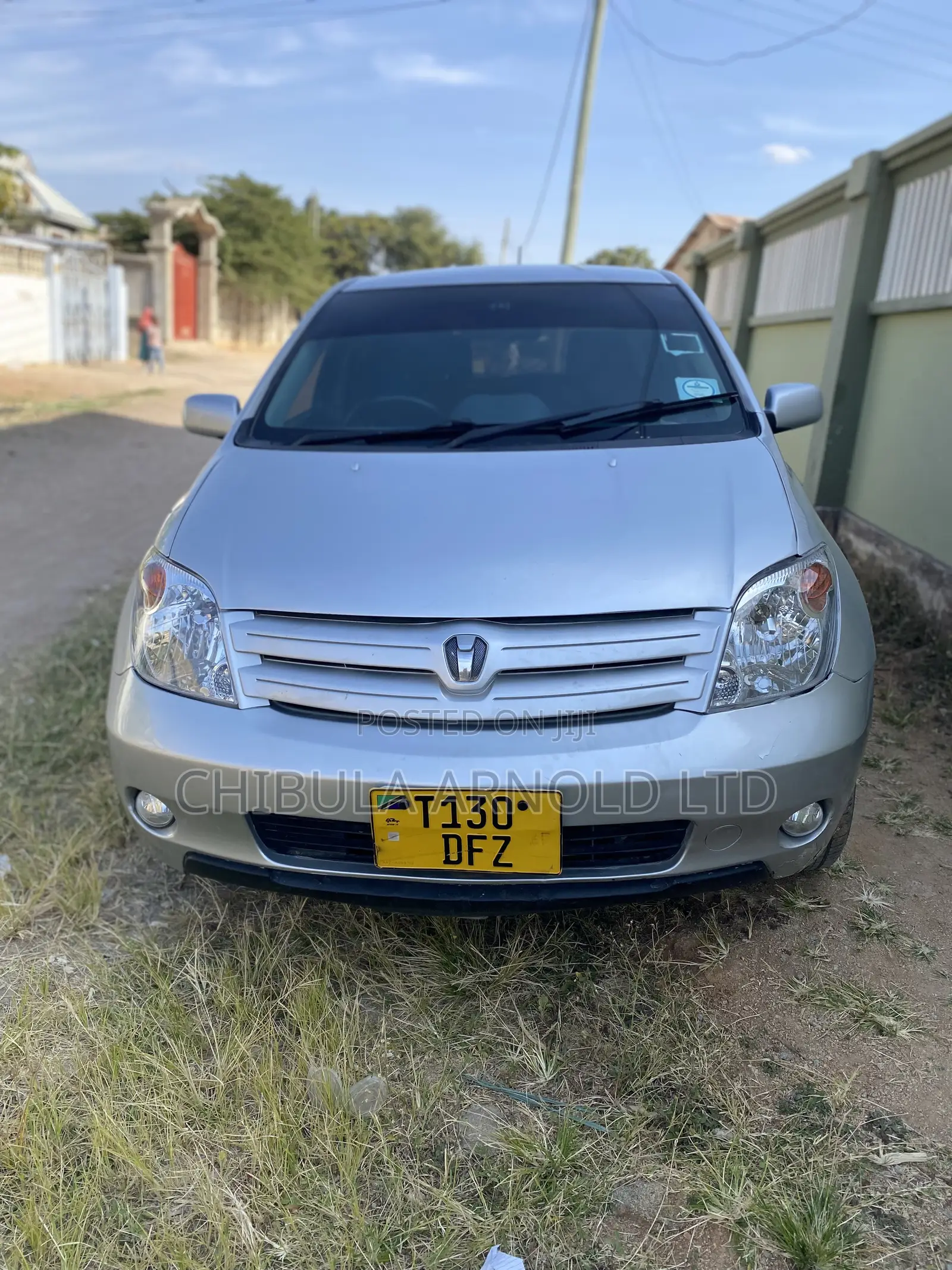 Toyota IST 2005 Silver