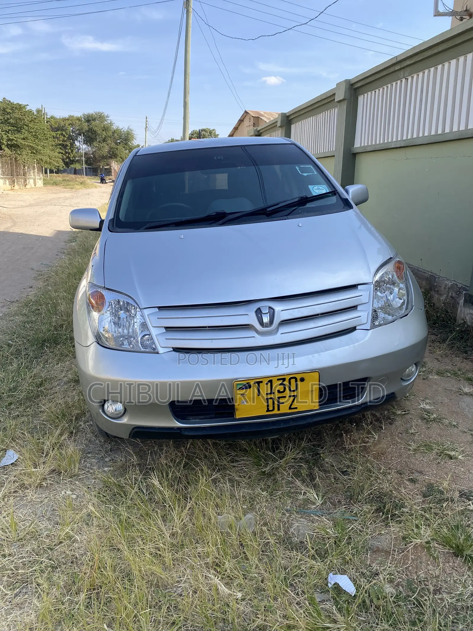 Toyota IST 2005 Silver