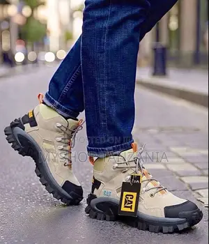 Men Casual Shoes Caterpillar