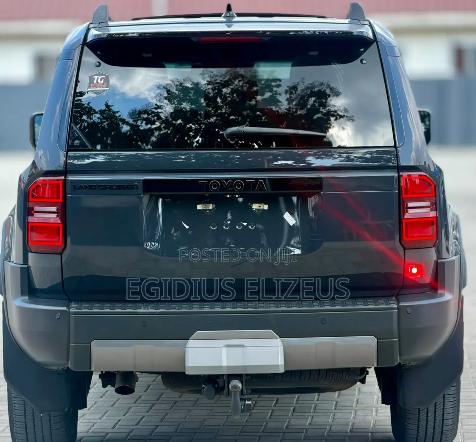 Toyota Land Cruiser Prado 2024 Gray