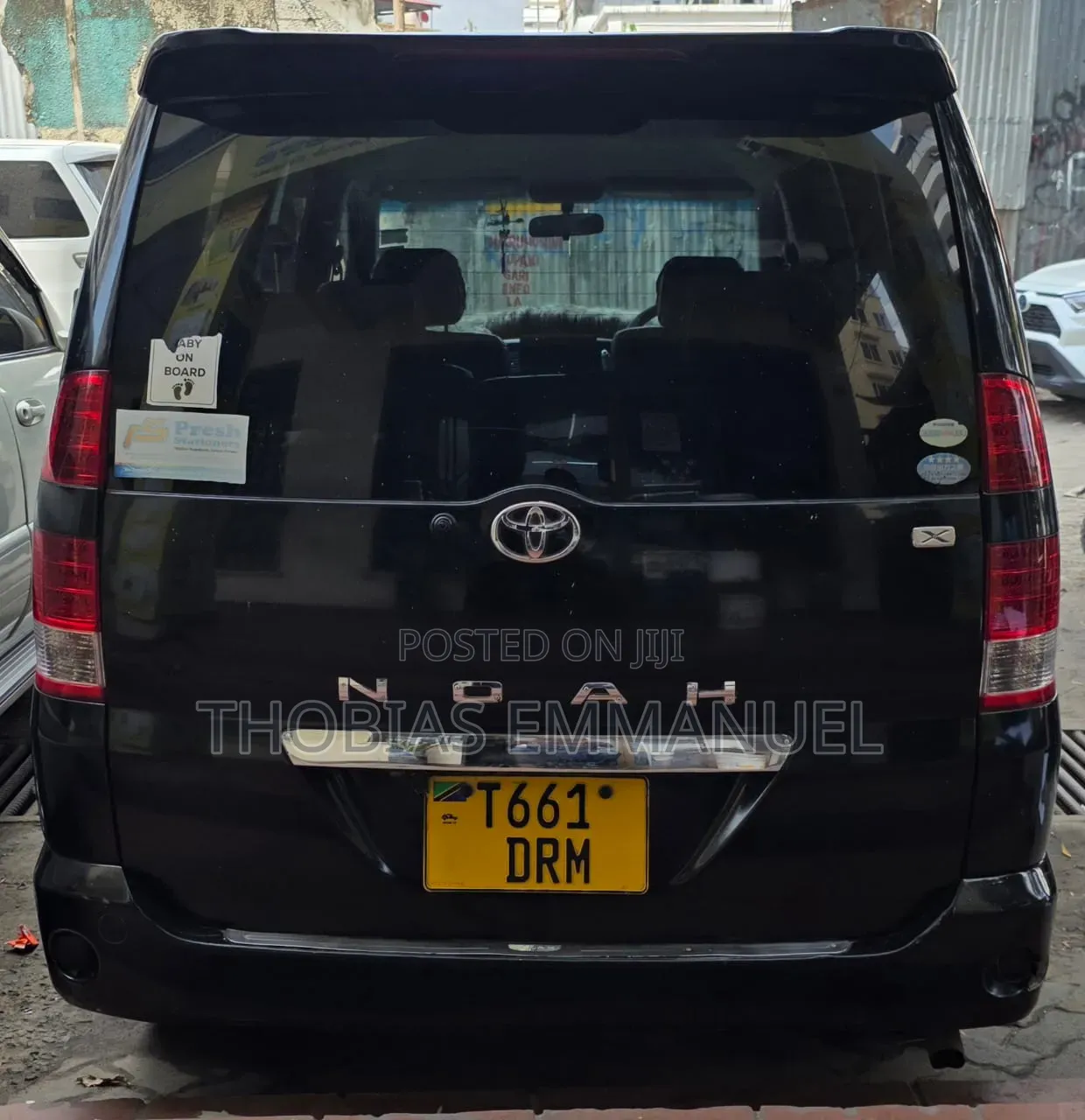 Toyota Noah 2005 Black