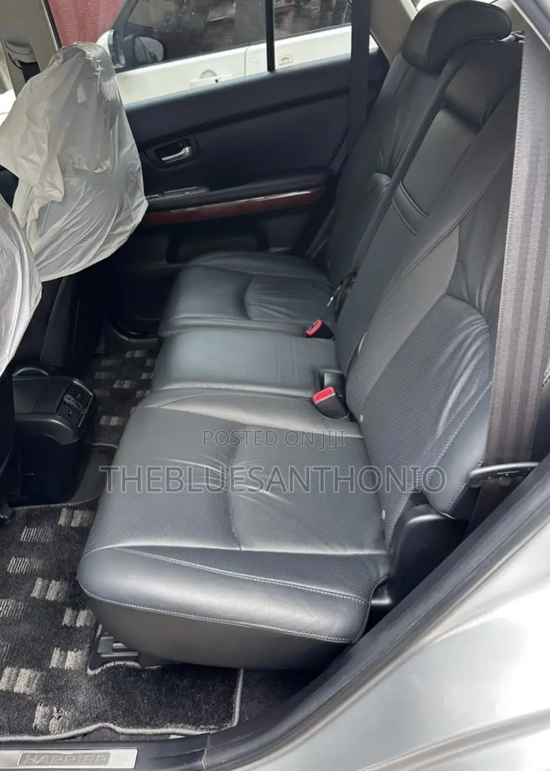 Toyota Harrier 2010 Silver