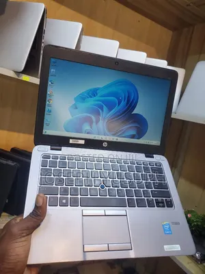 Laptop HP EliteBook 820 G2 8GB Intel Core i3 HDD 500GB