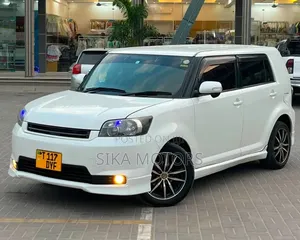 Toyota Corolla Rumion 2010 White