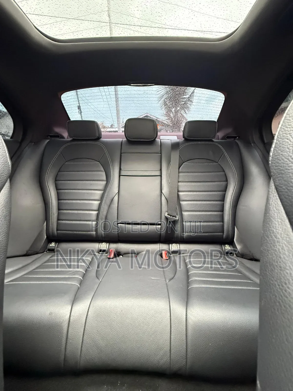 Mercedes-Benz C200 2015 Pearl