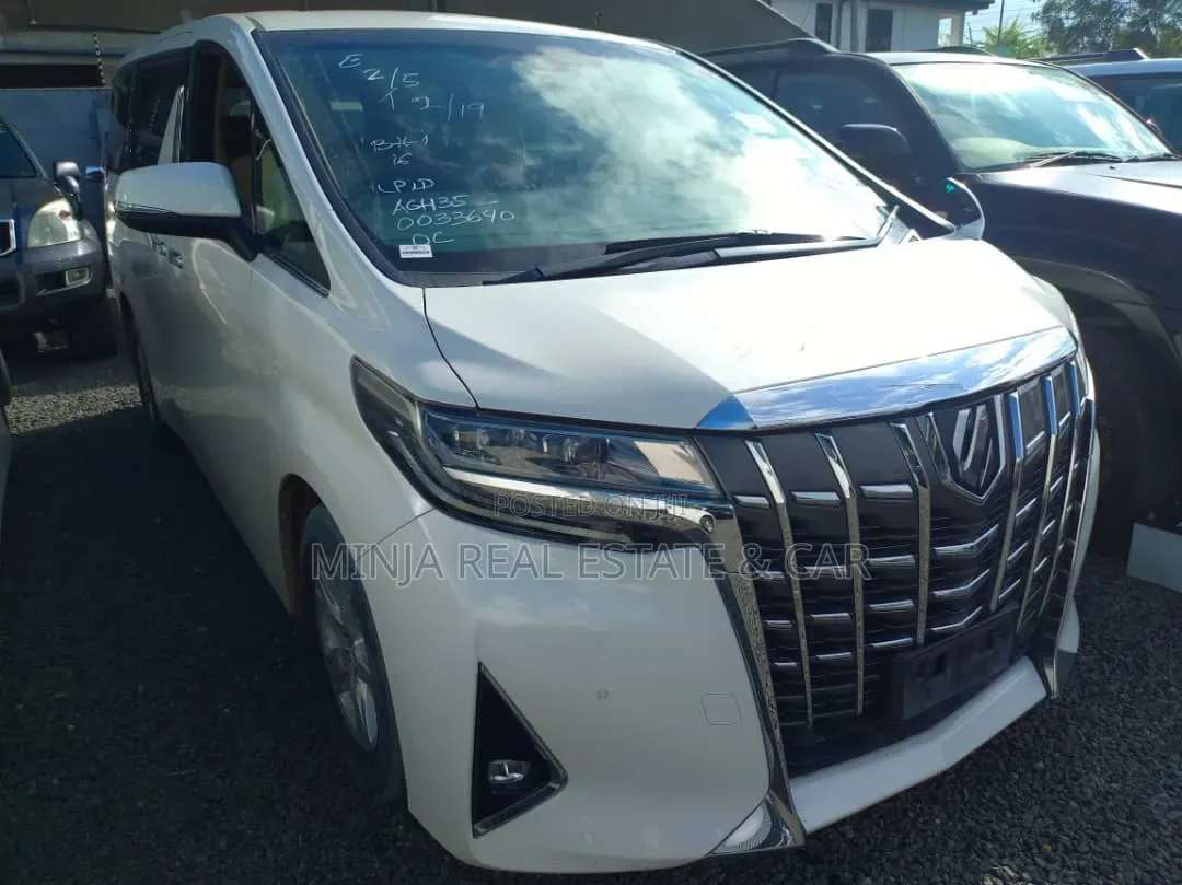 Toyota Alphard 2019 White