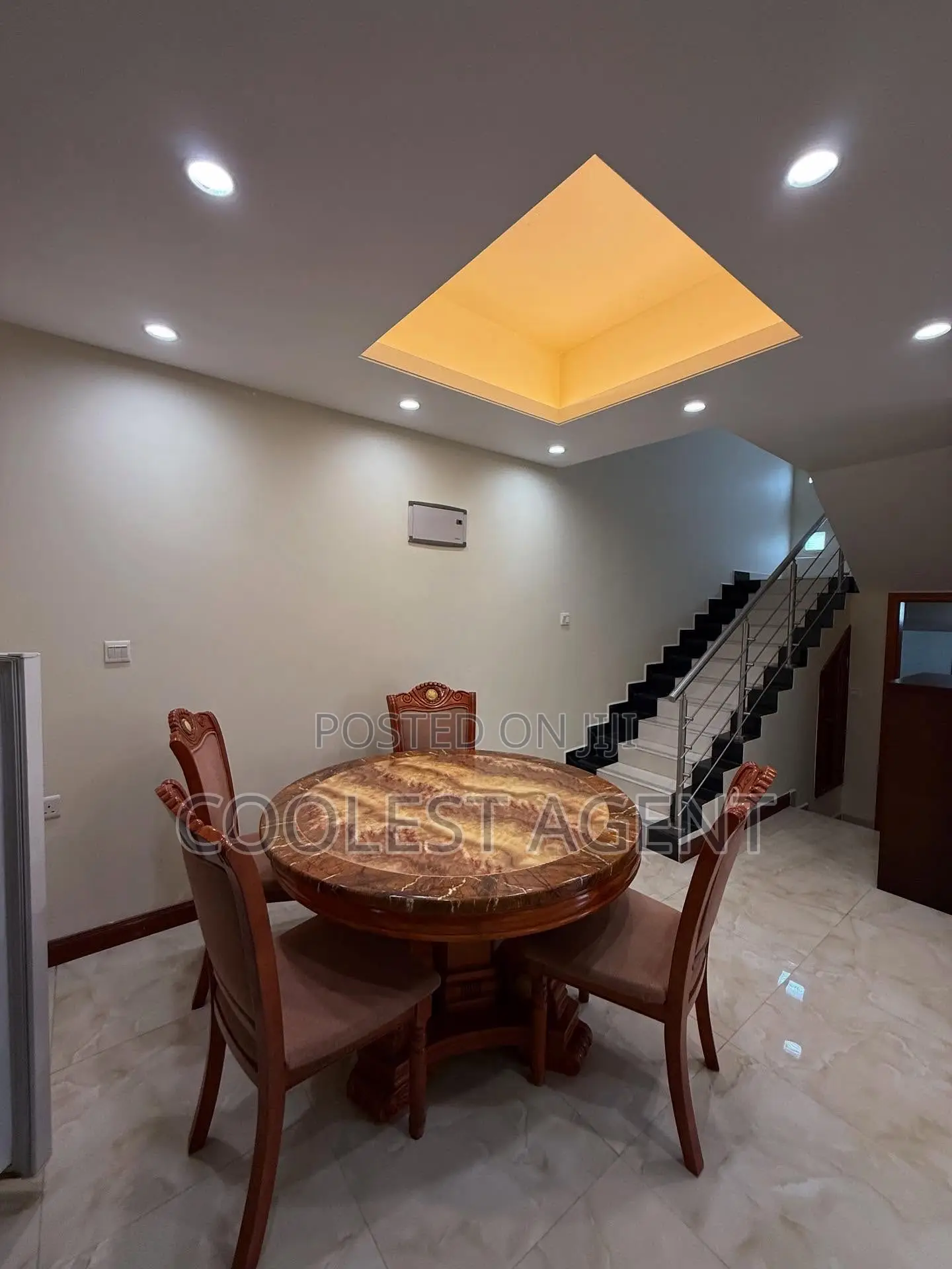 Furnished 3bdrm Villa in Coolest Estate, Oyster Bay for rent