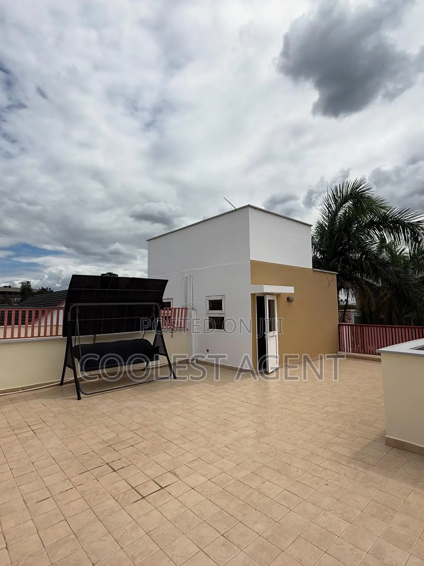 Furnished 3bdrm Villa in Coolest Estate, Oyster Bay for rent
