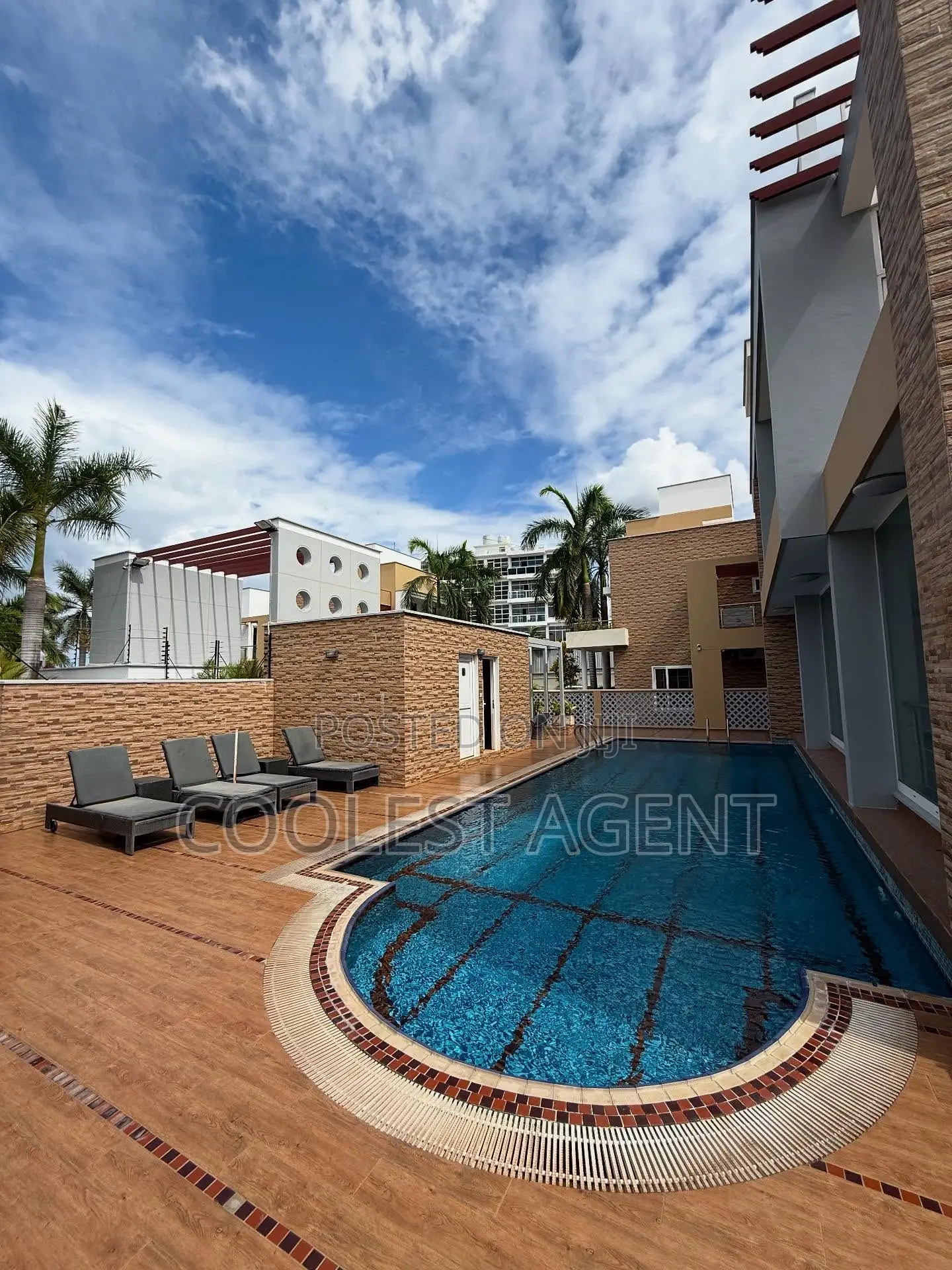 Furnished 3bdrm Villa in Coolest Estate, Oyster Bay for rent