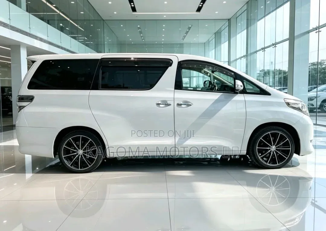 Toyota Alphard 2009 White
