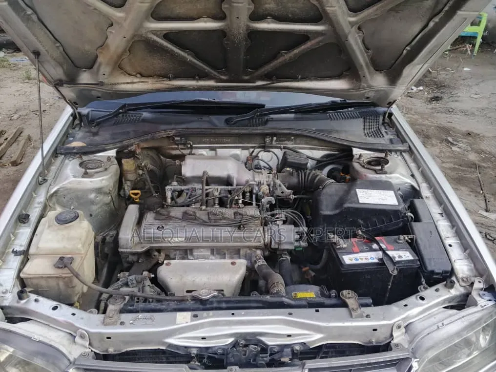 Toyota Carina 2001 Silver
