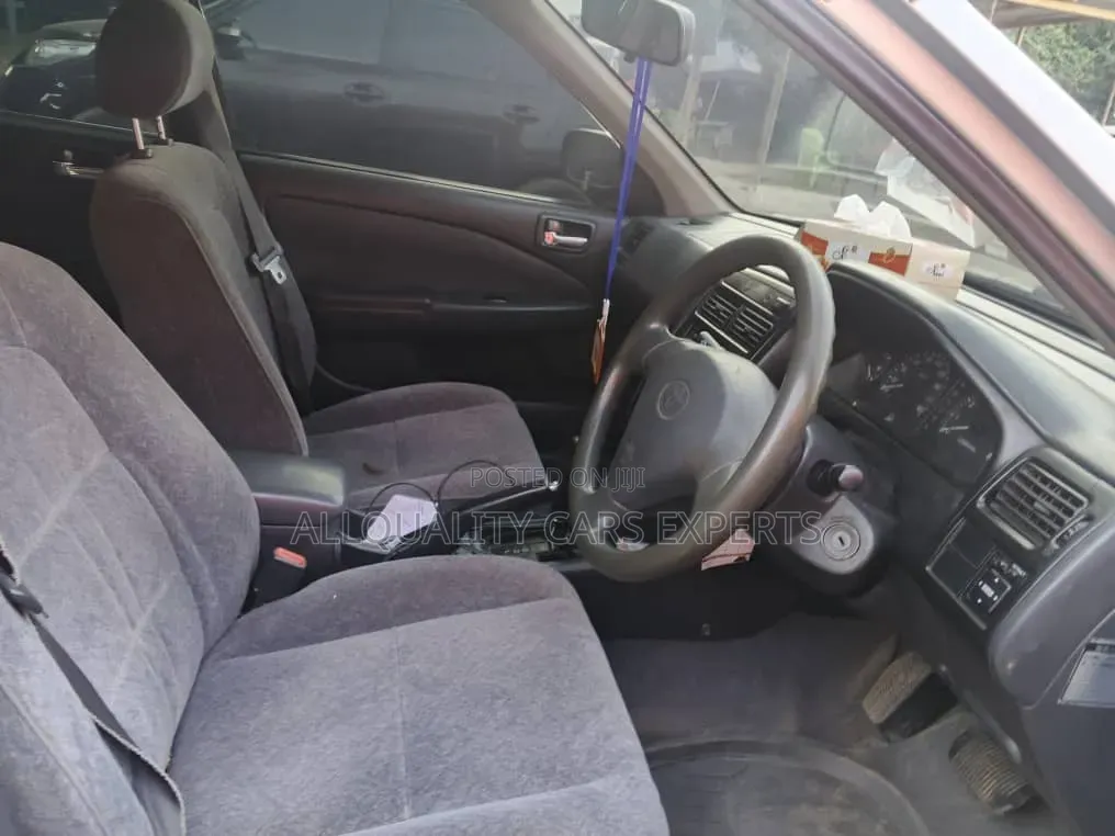 Toyota Carina 2001 Silver