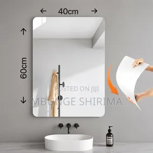*#Acryllic Mirror/Kioo Cha Kubandika* Dimension:40*60cm