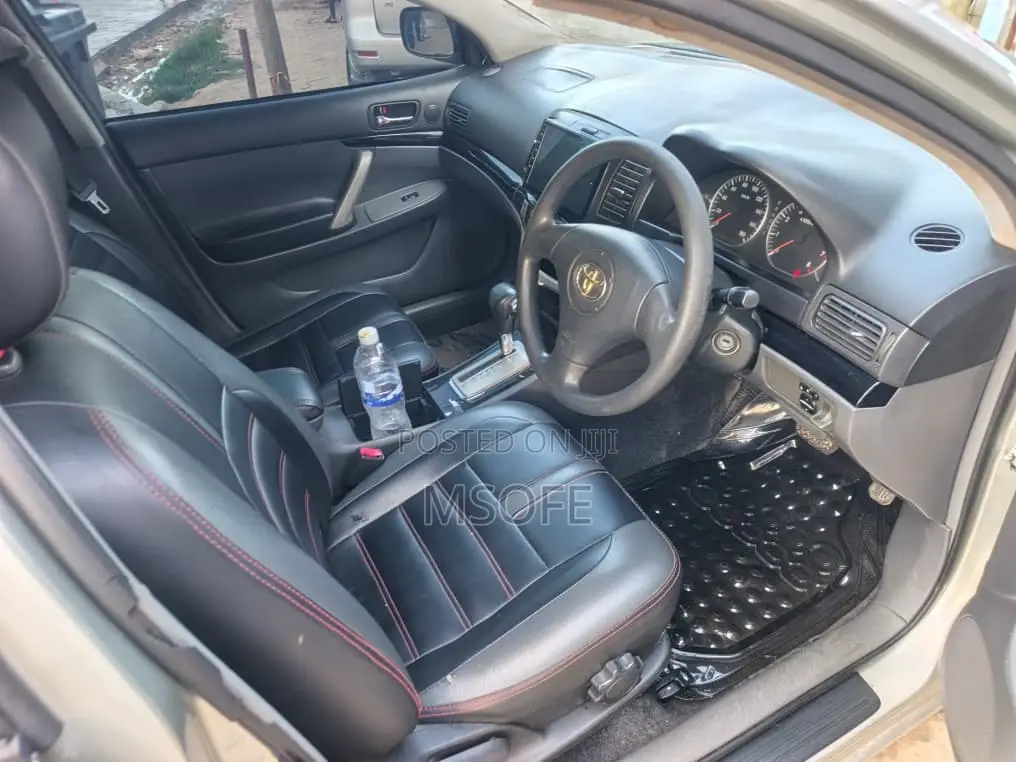 Toyota Allion 2004 Silver