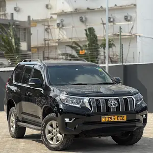 Toyota Land Cruiser Prado 2015 Black