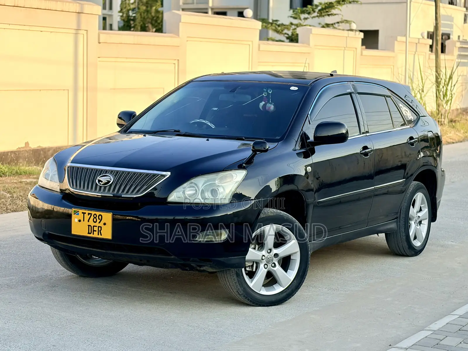 Toyota Harrier 2.4 2006 Black