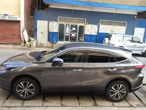 Toyota Harrier 2022 Gray