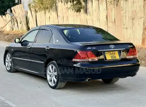 Toyota Crown 2006 Black