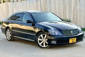 Toyota Crown 2006 Black