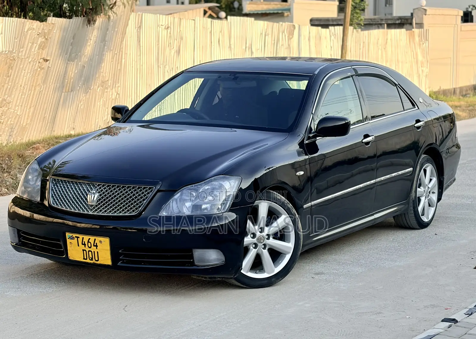Toyota Crown 2006 Black