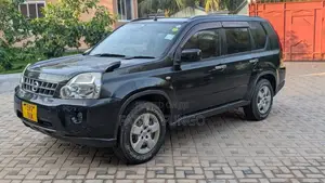 Nissan X-Trail 2.0 Petrol XE 2010 Black