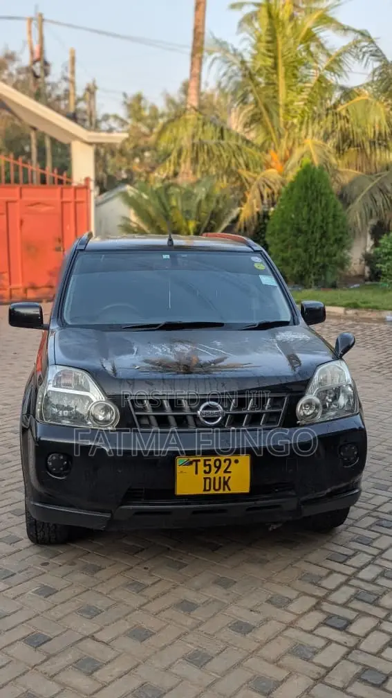 Nissan X-Trail 2.0 Petrol XE 2010 Black