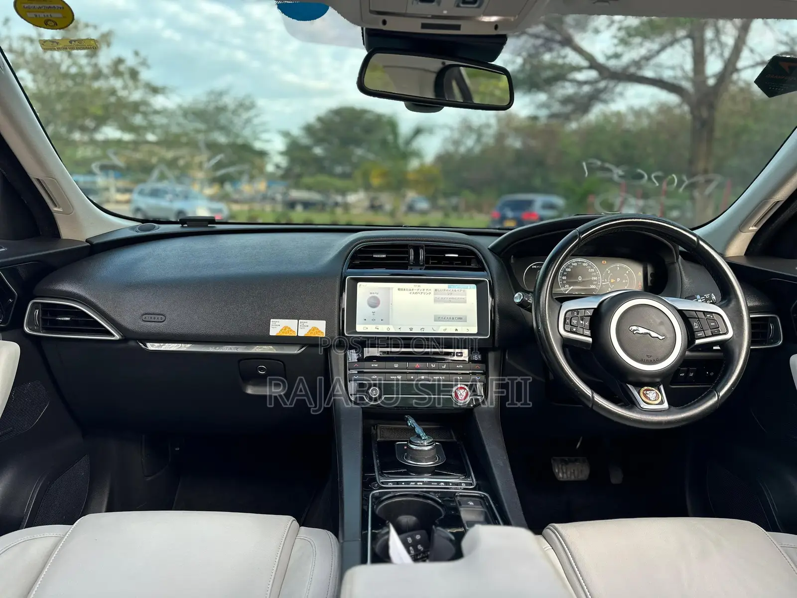 Jaguar F-Pace 2017 Green