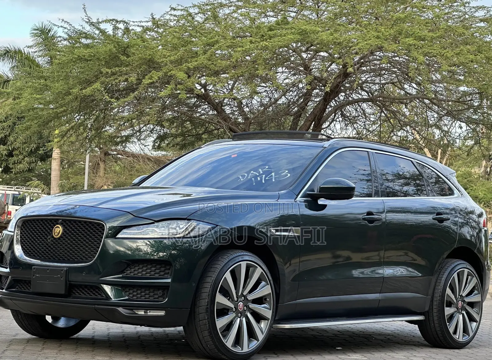 Jaguar F-Pace 2017 Green