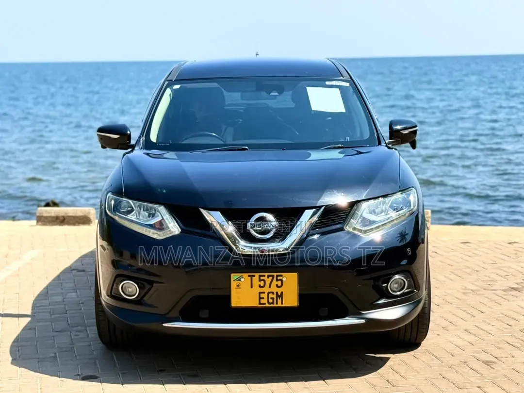 Nissan X-Trail 2015 Black