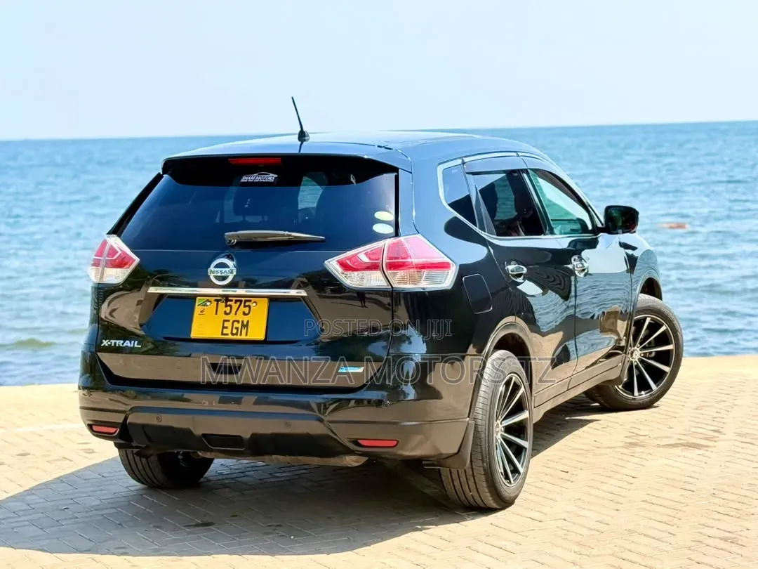 Nissan X-Trail 2015 Black