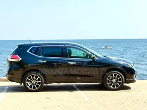 Nissan X-Trail 2015 Black